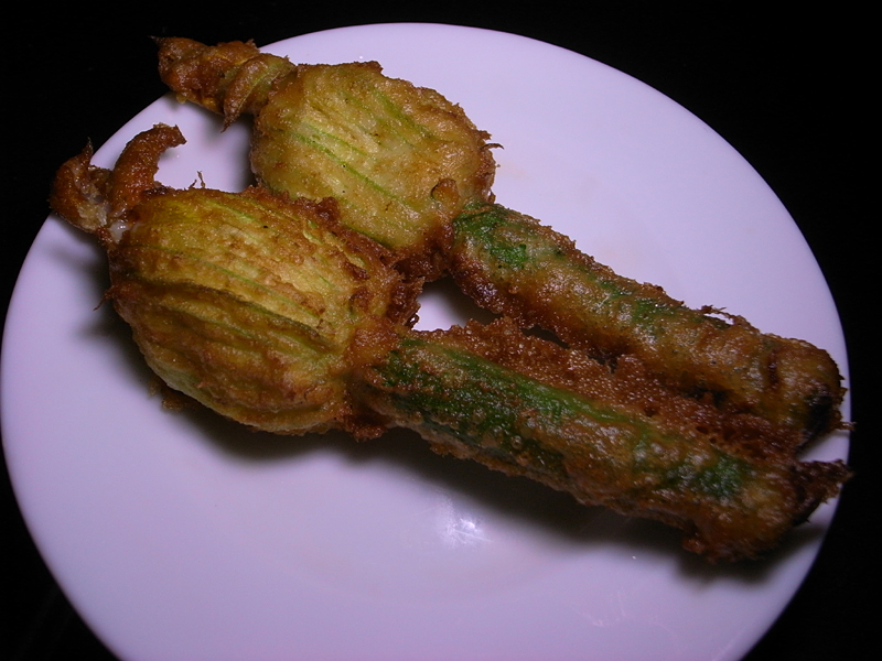 R0038948_ Fritto di fiori di zucchine