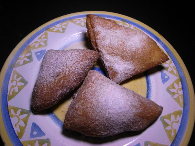 R0046243_Beignet