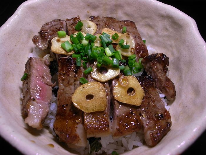 R0034356_steak bowl