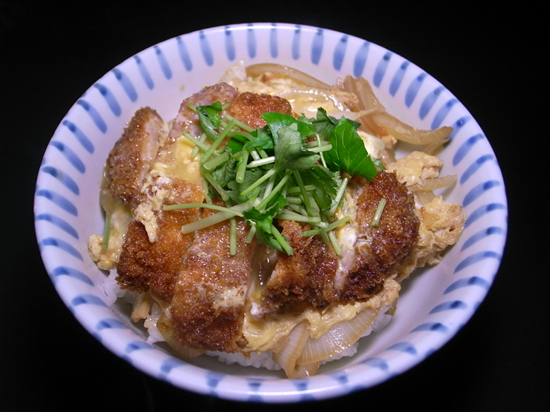 R0037467_pork cutlet bowl