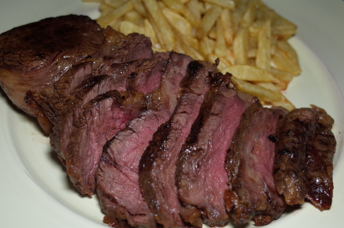 R0048579_steak