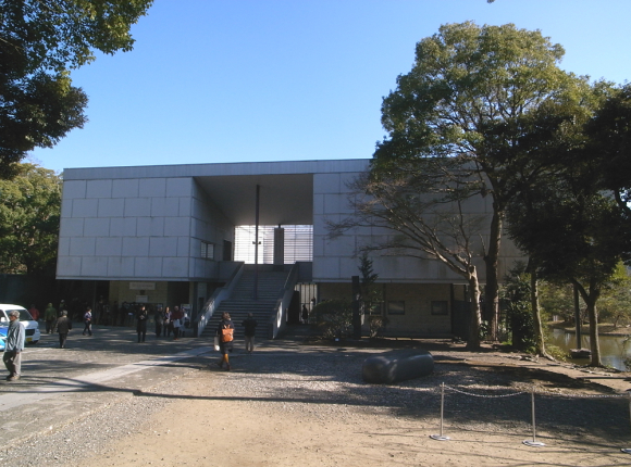 神奈川県立近代美術館1