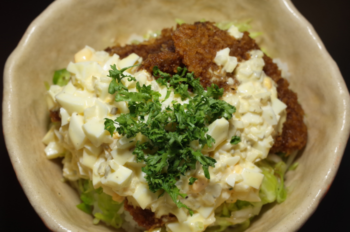 R0054472_deep fried horse mackerel bowl