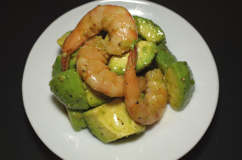 R0055340_Shrimp avocado salad AHIRU STORE Style